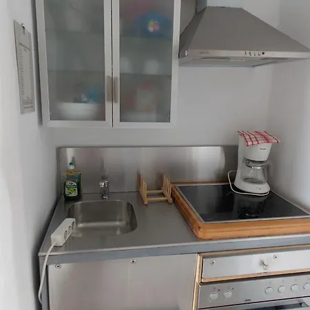 & Rania Aparthotel
