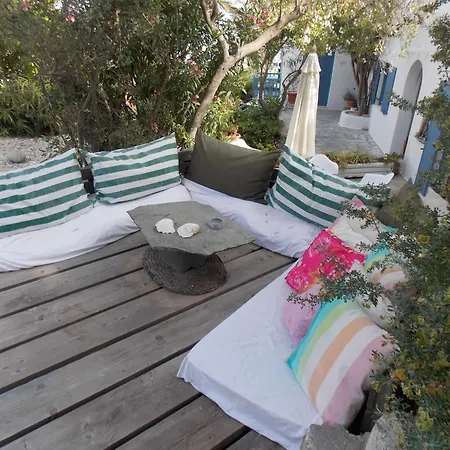 & Rania Mykonos Town