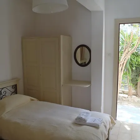 Apartahotel Studios&suites Rania