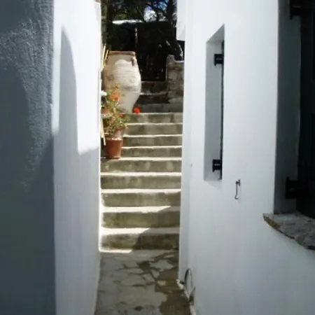 Studios&suites Rania Mykonos Town