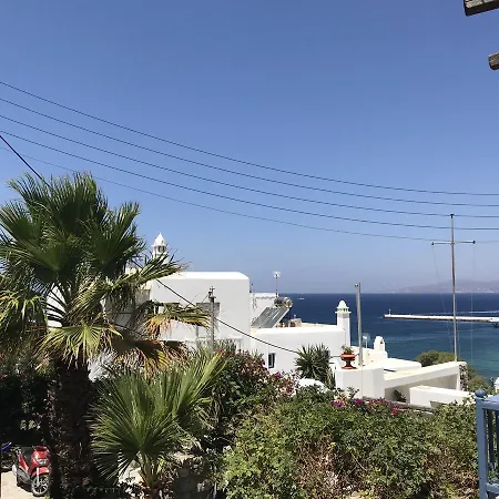 Studios&suites Rania 3*