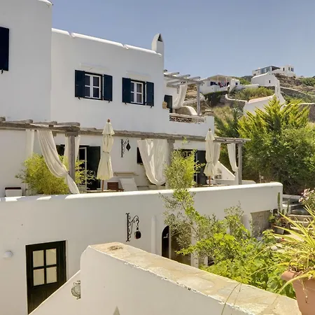 Studios&suites Rania Apartahotel 3*