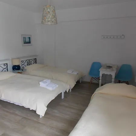 Apartahotel Studios&suites Rania 3*